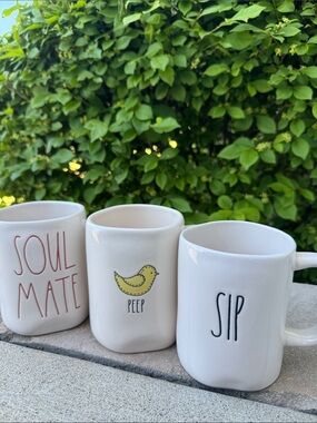 Rae Dunn mugs
